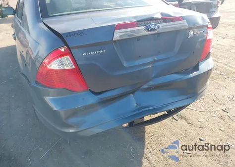 2012 Ford Fusion Hybrid z USA, uszkodzony, nr VIN 3FADP0L35CR179651